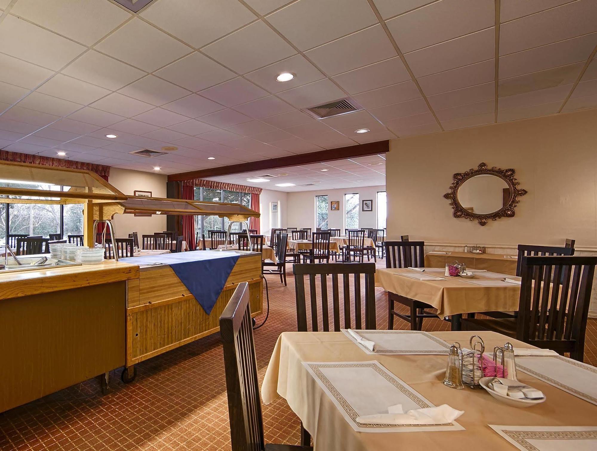 Best Western Crossroads Inn DeFuniak Springs Eksteriør billede
